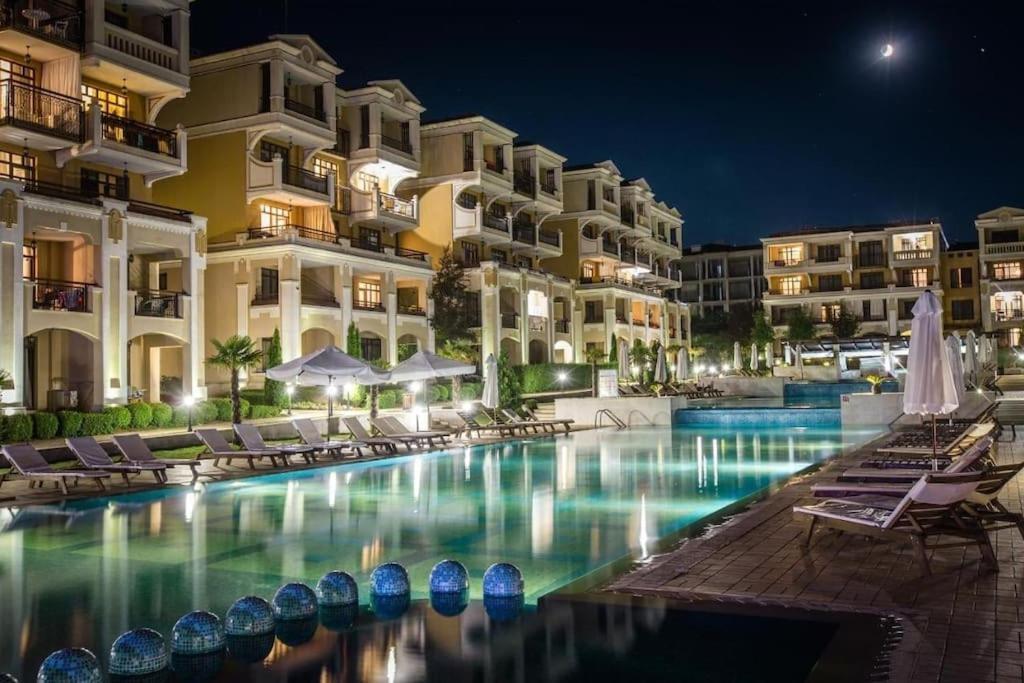 Апартамент В Green Life Beach Resort Sozopol Bagian luar foto